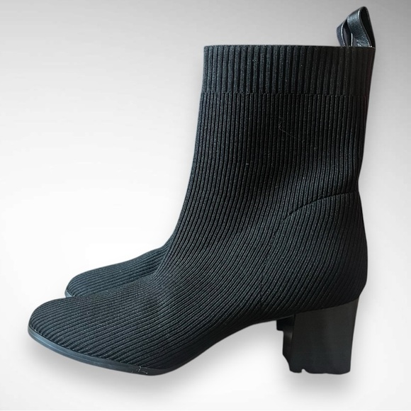 L'AMOUR DES PIEDS Picarus Black Stretch Knit Bootie With Heel Size 7 | EUC - Picture 6 of 8